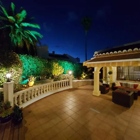 Cassandra - Beautiful Private With Heated Pool Included Villa *
