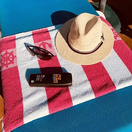 Cassandra - Beautiful Private With Heated Pool Included Villa