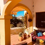 Cassandra - Beautiful Private With Heated Pool Included Vila *