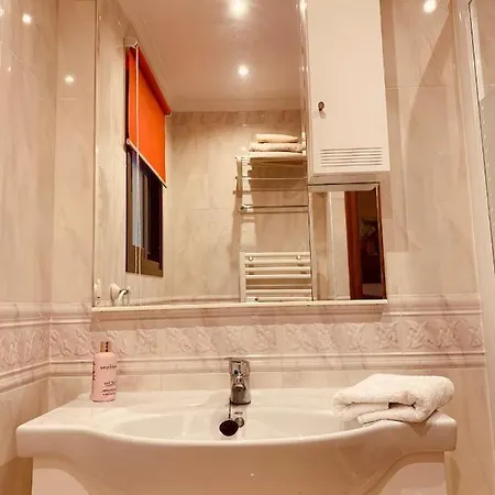 Villa Cassandra - Beautiful Private With Heated Pool Included *